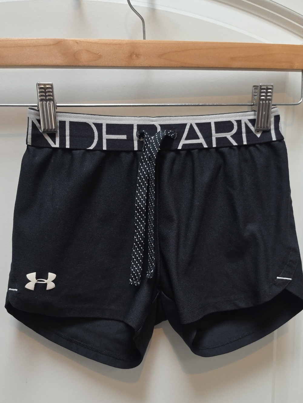 Under Armour HeatGear Loose Shorts Athletic Shorts Black Youth Small